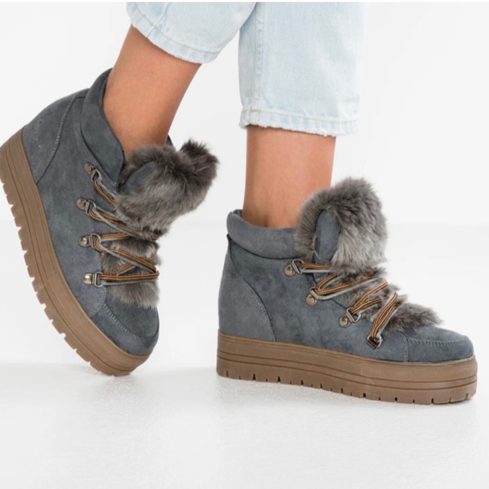 Grey/ Slate Blue faux fur hiking like boots